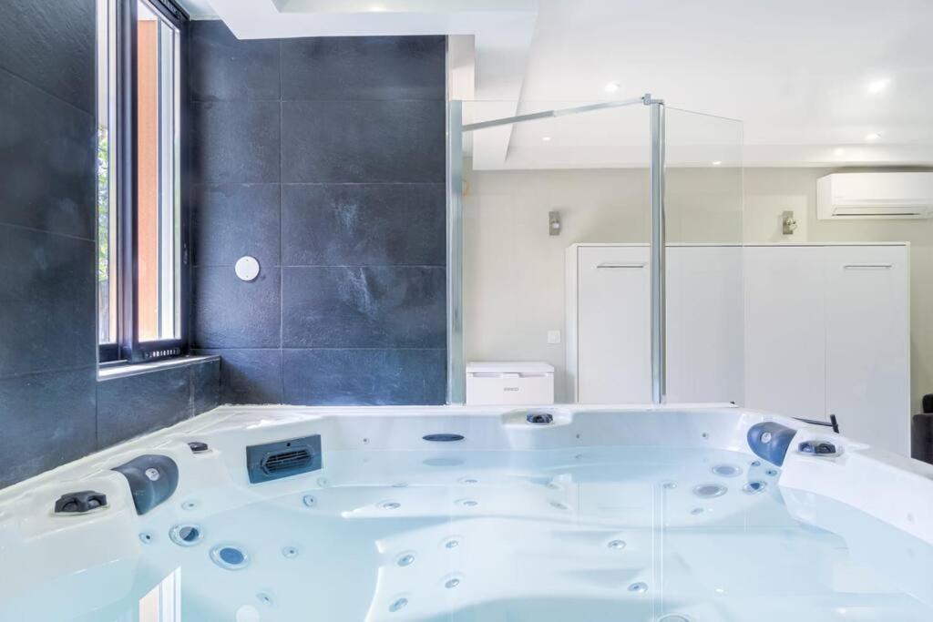 Laissepassetemps Apartment Marseille Ngoại thất bức ảnh